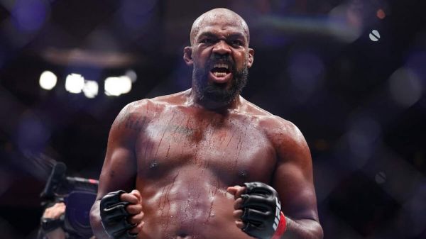 Jon Jones se retire de l'UFC