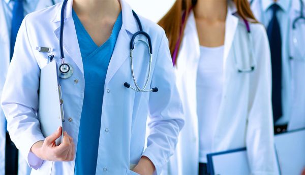 Les jeunes médecins boycottent le choix des centres de stage 