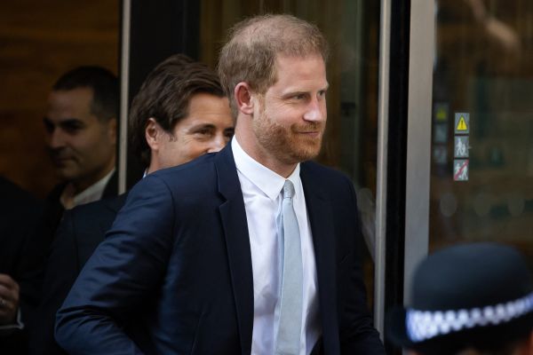 Harry brouillé avec Charles III : la réconciliation possible à ces seules conditions ?