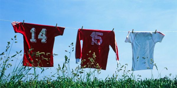 Pub et stéréotypes gênants: À l'Euro 2025, les joueuses sont invitées à faire la lessive
