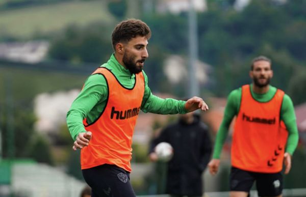 Mercato ASSE : Davitashvili, Saint-Etienne désormais fixé !