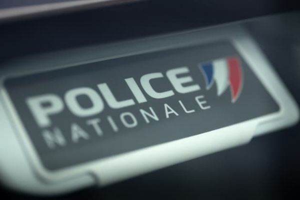 Vaucluse: une fusillade lors d'un mariage fait deux morts, dont la mariée, et trois blessés graves