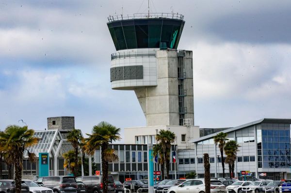 Deux réunions au lieu d'une, échanges électriques, menace... : les négociations entre les aéroports de Pau et Tarbes vont-elles se crasher ?