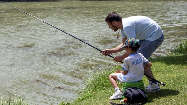 "C'est mon père qui m'a transmis la passion" : les enfants à la découverte de la pêche sur les cours d'eau de l'Aude