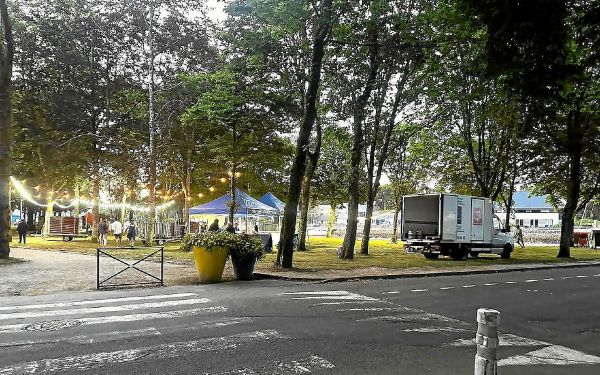 Un trentenaire poignardé à la fête des écoles de Pont-l'Abbé : deux personnes en garde à vue