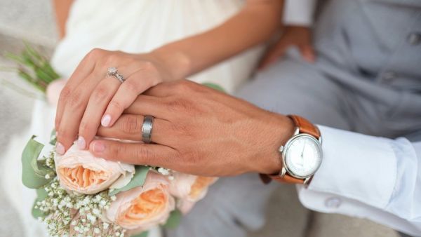 Elle meurt le jour de son mariage dans le Vaucluse : deux morts et trois blessés après des tirs par des hommes encagoulés pendant la fête