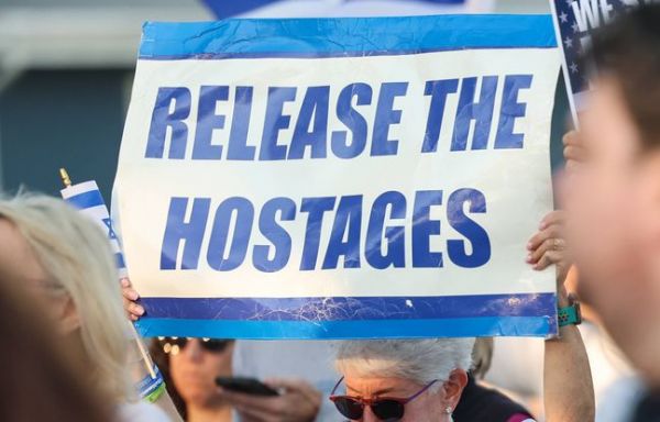 Guerre Israël-Hamas : L'armée israélienne annonce avoir ramené les corps de trois otages retenus à Gaza