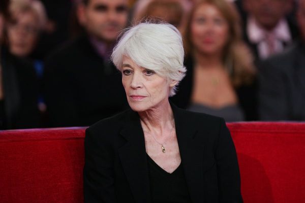 Françoise Hardy : plus d'un an après sa mort, la chanteuse n'a toujours pas... de tombe !