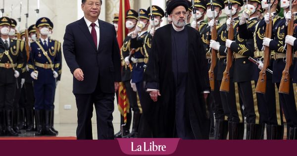 La Chine, qui lui achète toute sa production de pétrole, ne soutient l'Iran que du bout des lèvres
