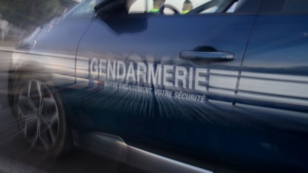 Un homme poignardé à la gorge lors d'une fête scolaire dans le Finistère, 2 suspects interpellés