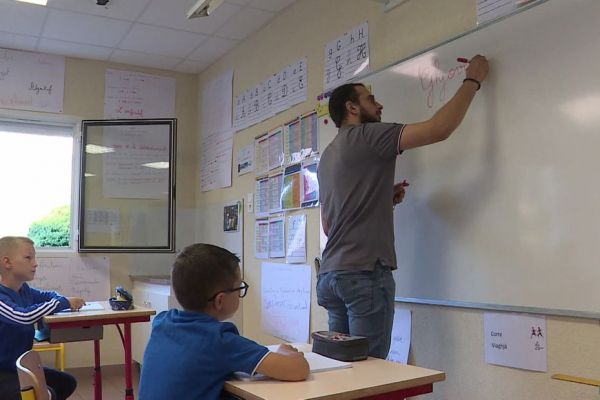 "Une volonté d'imposer un modèle culturel de domination" : la lettre de la FCPE à Elisabeth Borne sur la langue corse continue de faire polémique