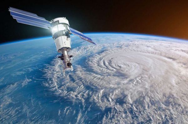 La France injecte des fonds pour venir en aide à Eutelsat, l'opérateur de satellites