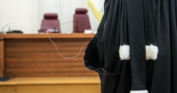 Dijon. Condamnée pour avoir tenté de jeter un homme par le balcon : « J'ai pété un plomb »