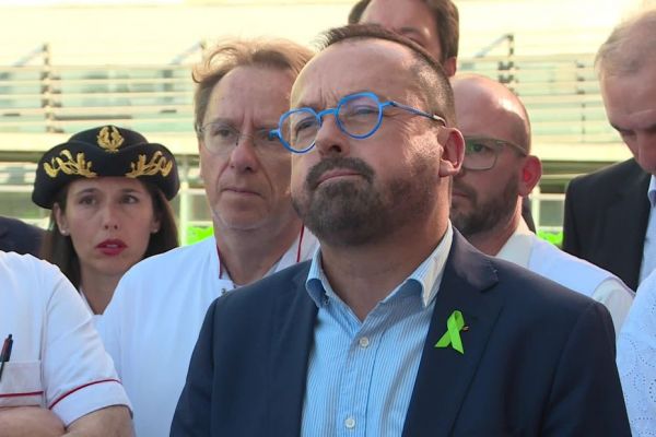 Intoxications en série à Saint-Quentin. "L'ensemble des moyens sont mobilisés" : le ministre de la Santé en visite au centre hospitalier