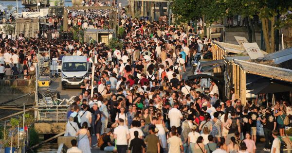 Frappes américaines en Iran, Paris débordé par la Fête de la musique, noces sanglantes dans le Luberon... L'actu de ce week-end