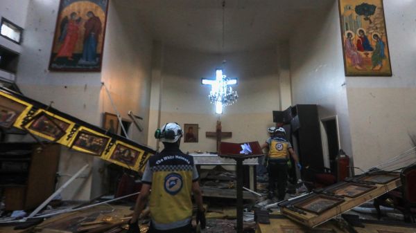 Syrie : un attentat dans une église de Damas fait au moins 15 morts, l'auteur appartenait à Daech