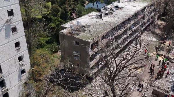 Guerre Israël-Iran : après l'attaque des États-Unis, la riposte de la République islamique