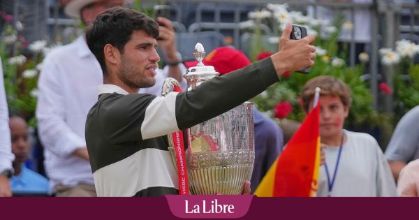 Carlos Alcaraz remporte le Queen's pour la deuxième fois