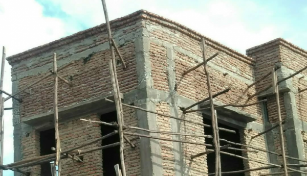 Quand des maisons non achevées causent l'insécurité