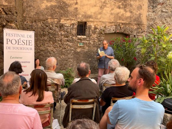Un festival pour plonger dans "la poésie vivante" à Tourtour