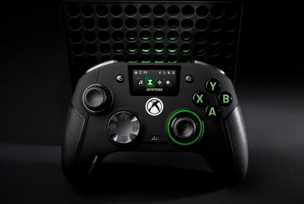 Revolution X Unlimited : Nacon fête le succès de sa manette !