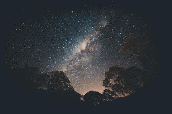 Astro : ces signes malchanceux qui devraient rompre cet été