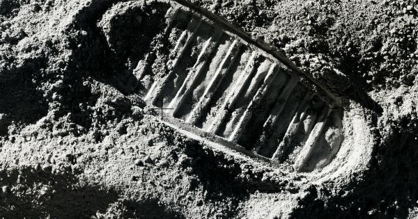 Bonne nouvelle pour les astronautes : la poussière de Lune est irritante, mais pas toxique