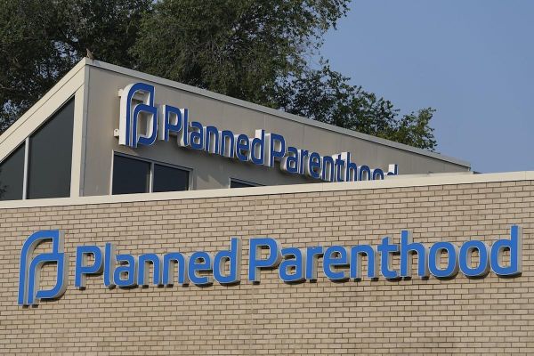 Le financement de Medicaid à Planned Parenthood peut être supprimé, dit la Cour
