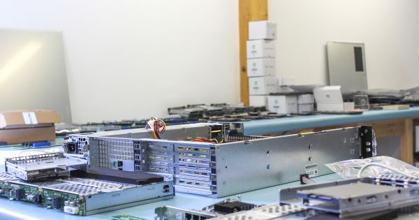 Le strasbourgeois 2CRSi décroche un contrat IA de 100 M$ aux États-Unis