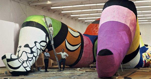 « La plus grande putain du monde » : quelle est cette œuvre scandaleuse de Niki de Saint Phalle et Tinguely qui a choqué Stockholm en 1966 ?