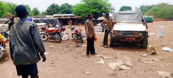 Koumra : des enfants se saoulent avec de la colle industrielle