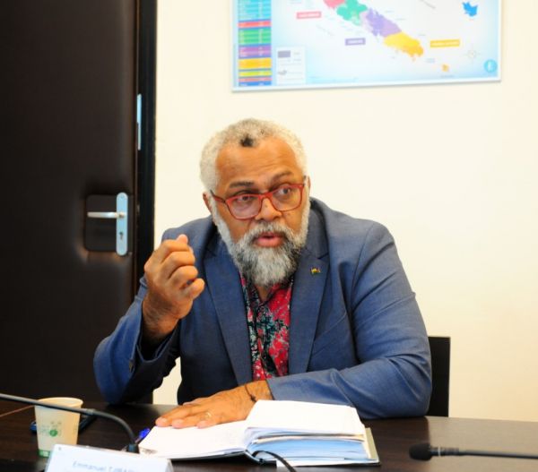 Avenir institutionnel : pour l'UC, la souveraineté partagée constitue "le plancher" des négociations