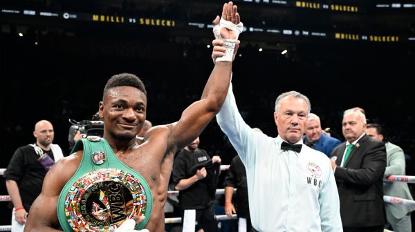 Mbilli s'empare du titre avec un K.-O. au 1er round