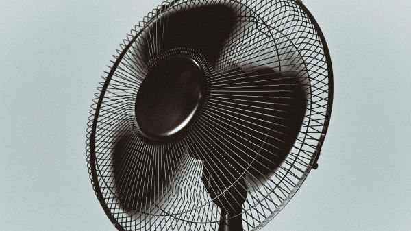 Canicule: voici combien vous coûte un ventilateur allumé toute la nuit