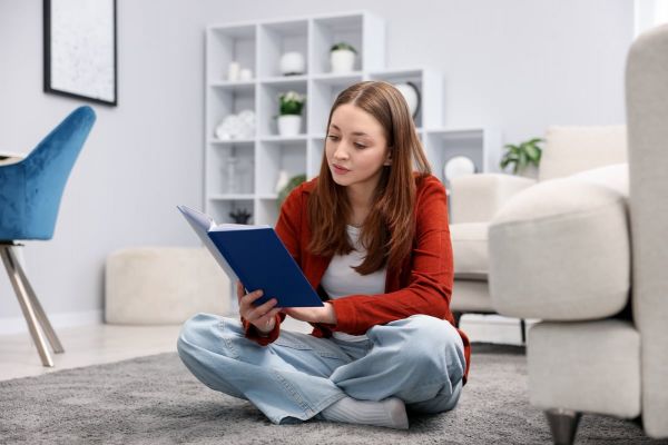 Lire ce type de livre améliore votre santé mentale et préserve vos fonctions cognitives, selon une étude