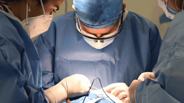 Première greffe rénale avec coelioscopie en Algérie : un espoir pour 30.000 malades