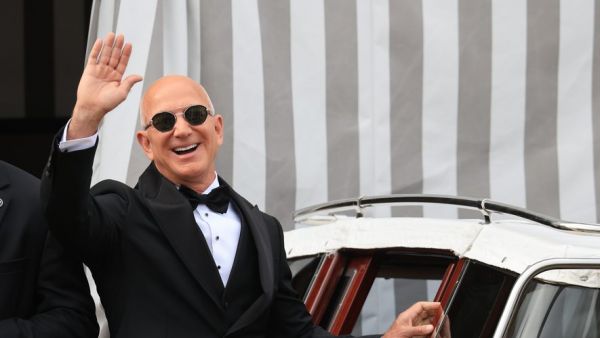 Mariage de Jeff Bezos et Lauren Sanchez à Venise : noces à 28 millions d'euros, 200 stars sur place... les chiffres fous de l'événement polémique