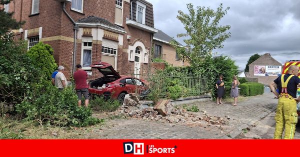 Il fait un malaise au volant et fonce dans le muret d'une habitation à Basècles