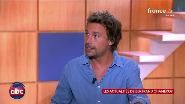 Bertrand Chameroy sur France Inter avec "ce genre de blague” ? Dans C à vous, Nagui le confronte sans vergogne