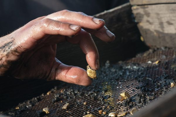 Un nouveau gisement d'or très particulier découvert en Europe, c'est "du jamais vu en exploration"