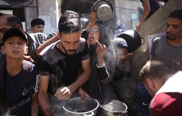 De nouvelles frappes israéliennes font au moins 49 morts à travers la bande de Gaza