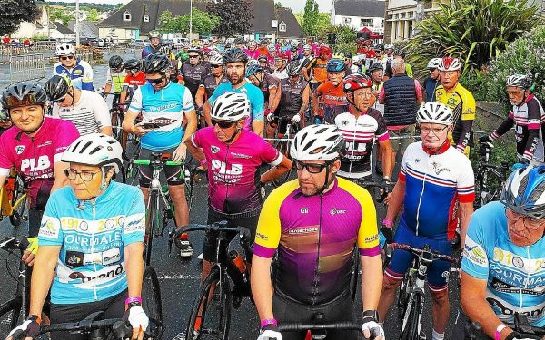 PLB Muco : 1 200 cyclistes sur la ligne de départ à Callac
