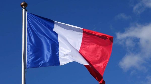 Une ex-première dame d'Algérie ciblée par l'extrême droite en France