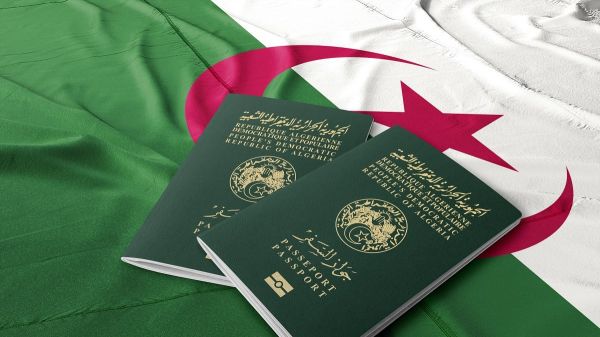 Passeport biométrique : ce qui va changer pour les Algériens de l'étranger