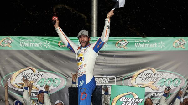 Chase Elliott file vers une victoire attendue