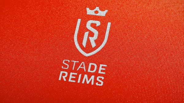 Reims "s'indigne" des commentaires des supporters après la signature d'un jeune de 16 ans