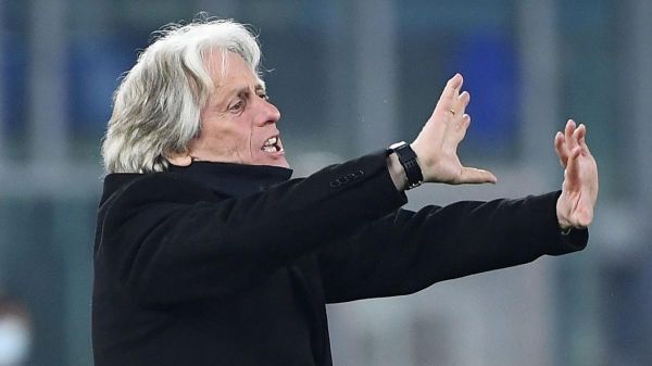 Al-Nassr avance bien pour Jorge Jesus
