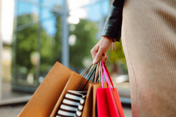 Soldes 2025 : comment économiser un max sans craquer pour les mauvais plans