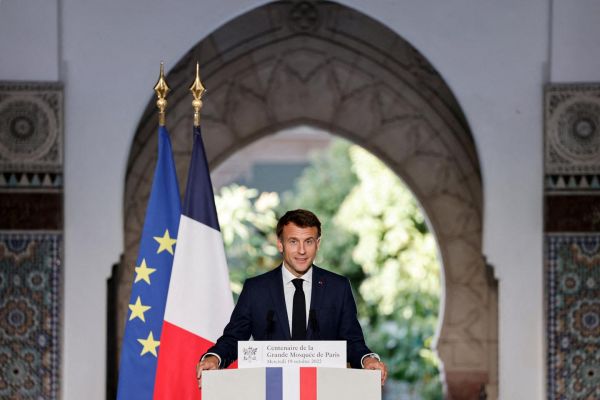 Franck Frégosi, politiste : « En France, l'Etat est en quête du "musulman idéal” et mène une politique de domestication de l'islam »