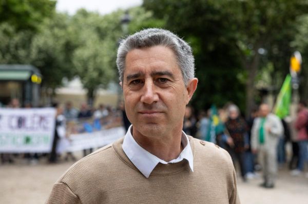 Présidentielle 2027 : François Ruffin lance son nouveau mouvement « Debout ! », avec 2027 dans le viseur